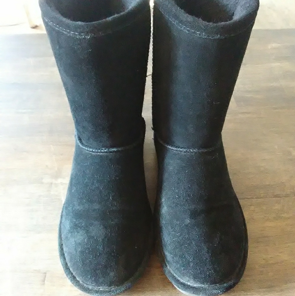Bearpaw boots